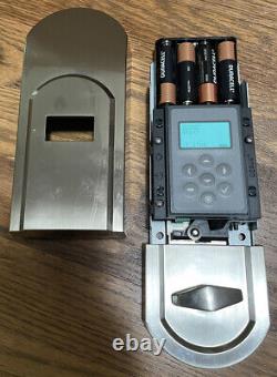 Kwikset BIOMETRIC-BASED KEYLESS Entry Smart Scan Door Lock silver NEW